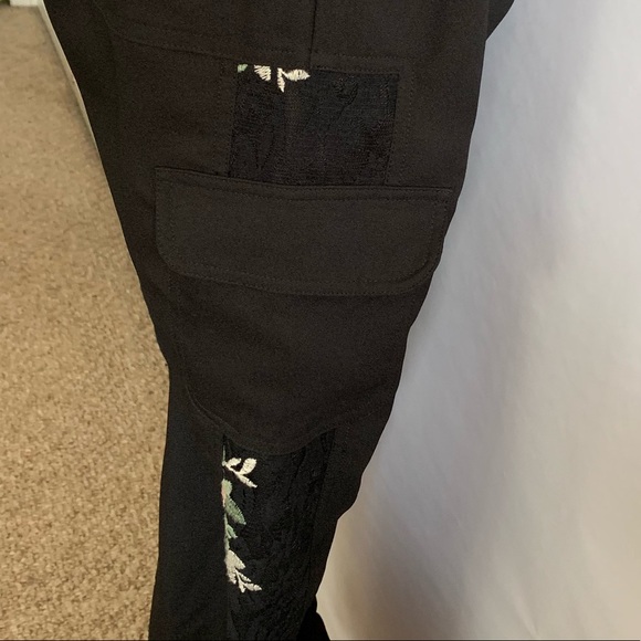 Pants - Picture 2 of 5